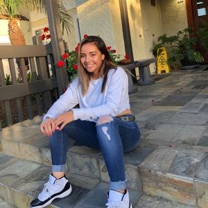 Meet your Posher, Alyssa